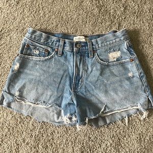 Abercrombie Boyfriend shorts